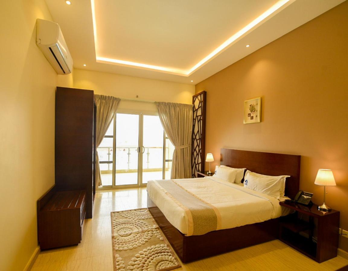 Hotel & Resort Golden Marina יאנבו מראה חיצוני תמונה