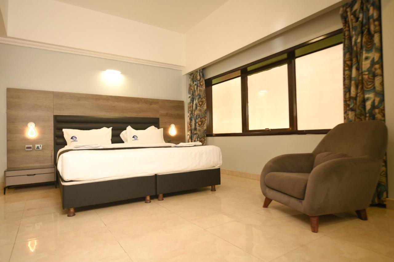 Hotel & Resort Golden Marina יאנבו מראה חיצוני תמונה