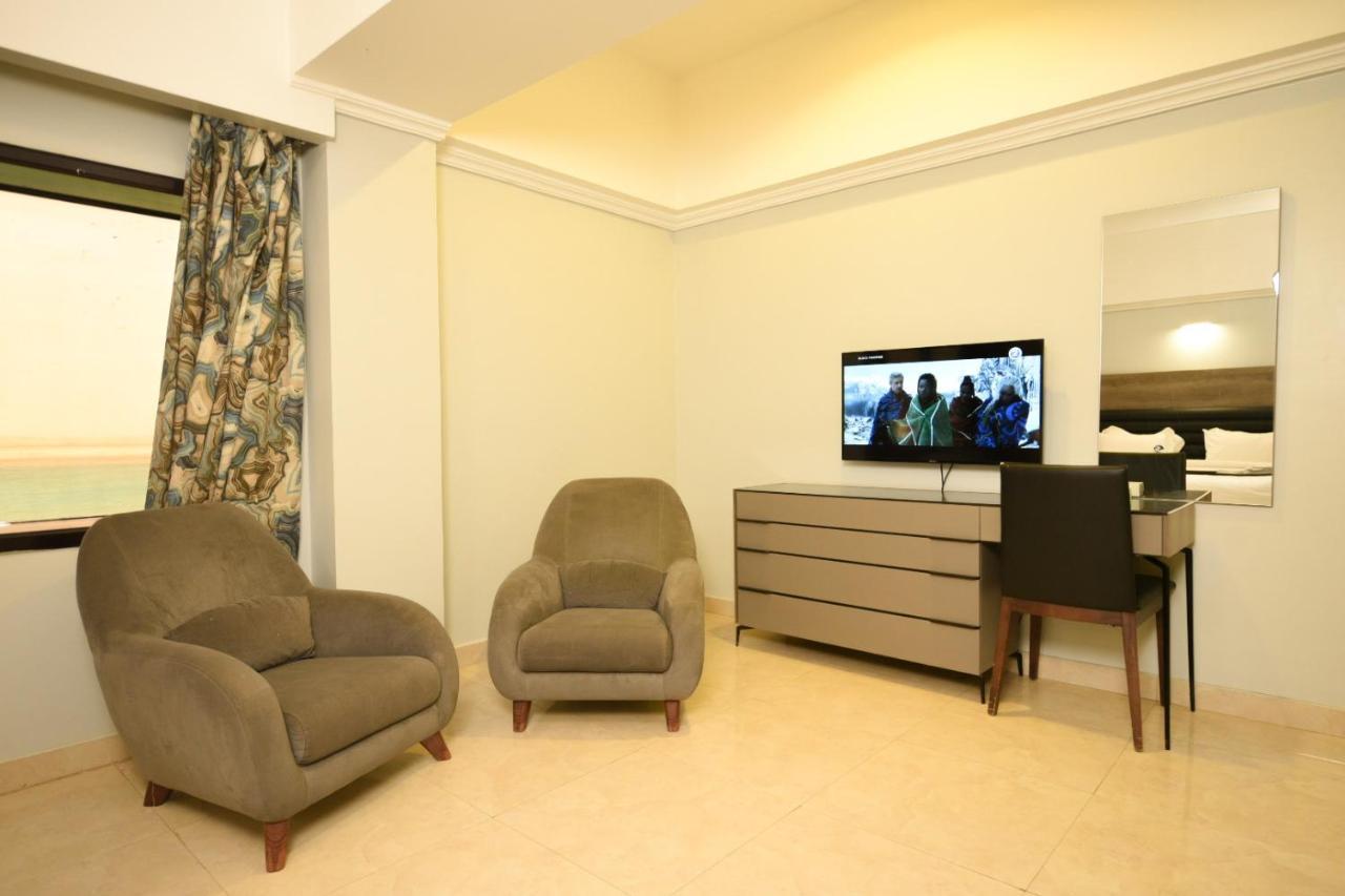 Hotel & Resort Golden Marina יאנבו מראה חיצוני תמונה