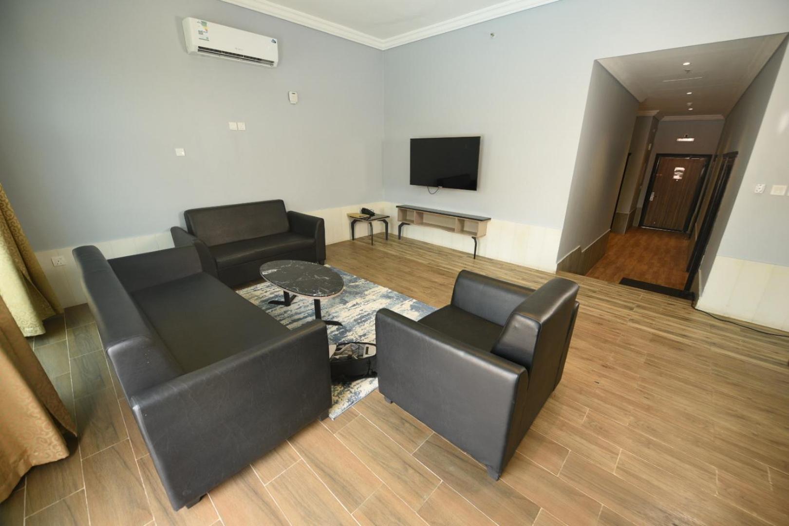 Hotel & Resort Golden Marina יאנבו מראה חיצוני תמונה